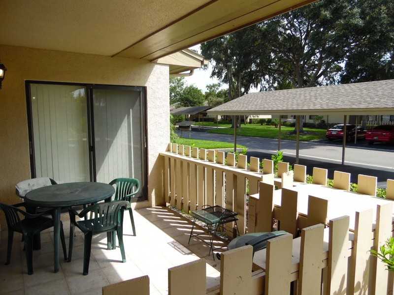 575 Hickory Nut Ave - Photo 3 of 15