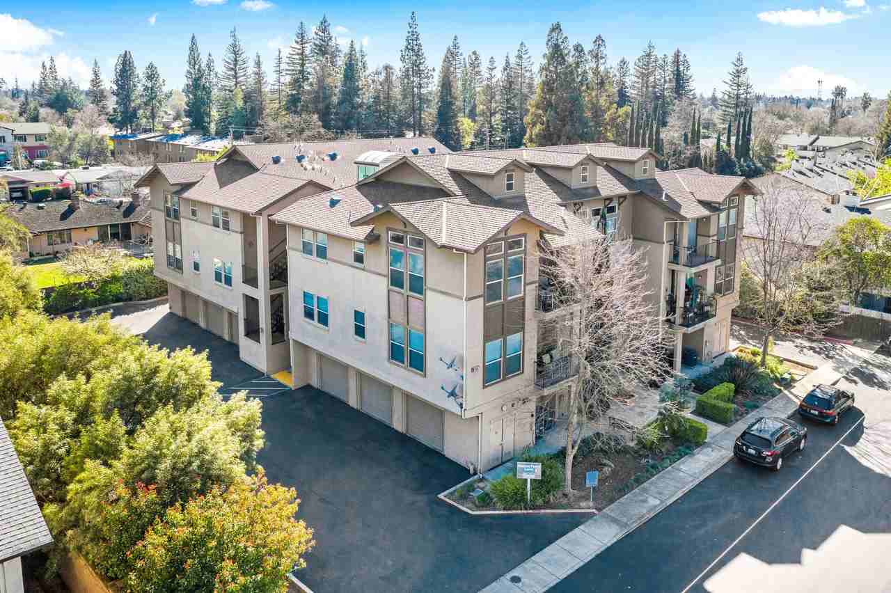 2504 Memory Ln #304 - Photo 2 of 15