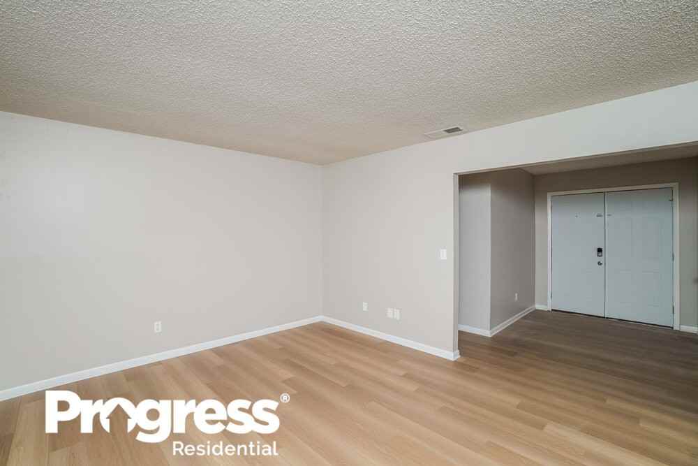 16414 Bonneville Dr - Photo 3 of 16