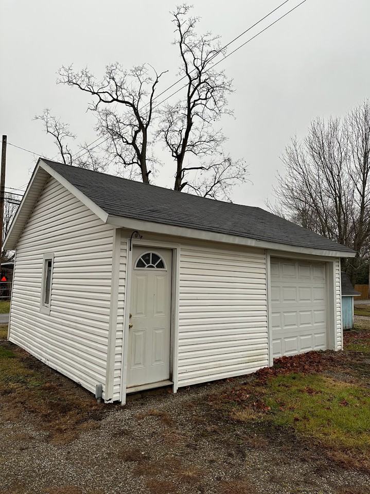 23 N Main St #23 - Photo 3 of 15