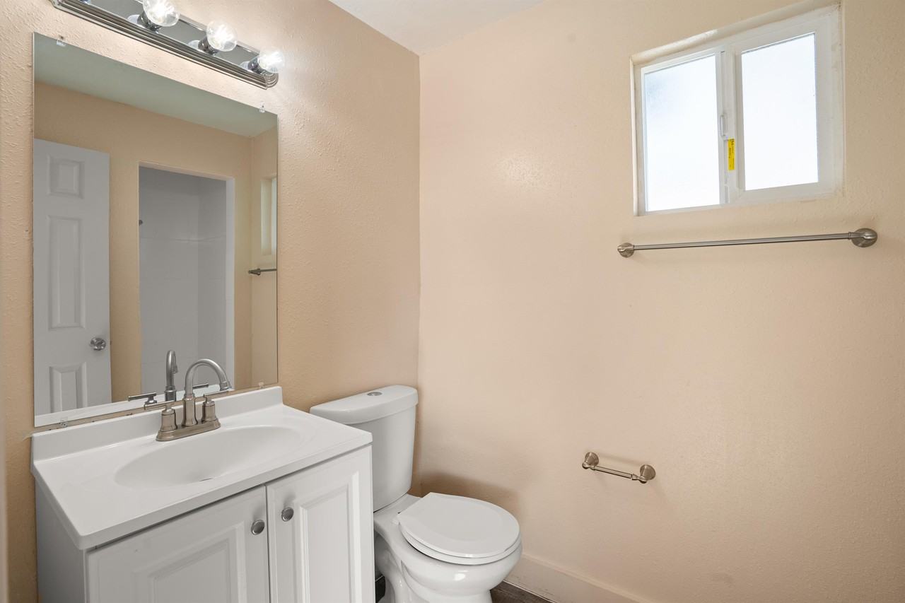 532 Loma Hermosa Dr Nw #0 - Photo 7 of 17