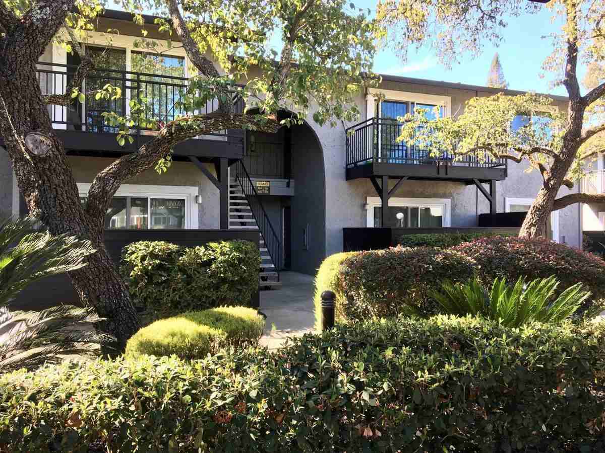 9800 Fair Oaks Blvd - Photo 2 of 43