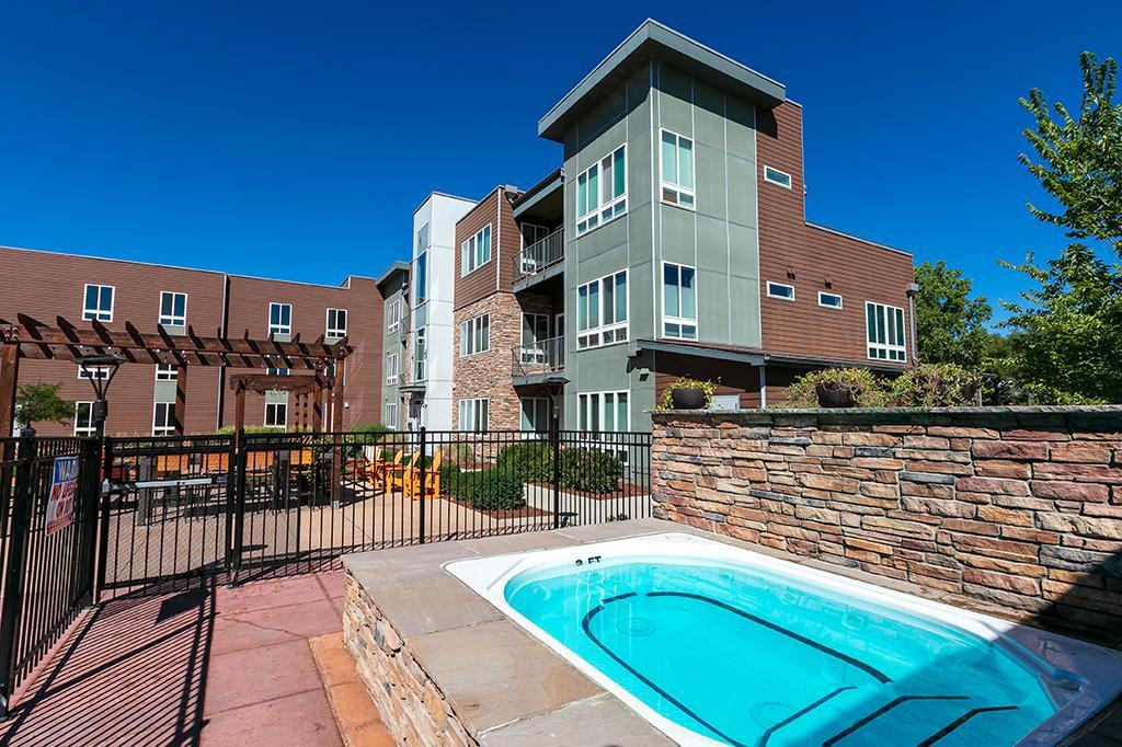 6655 Lookout Rd - Photo 7 of 13