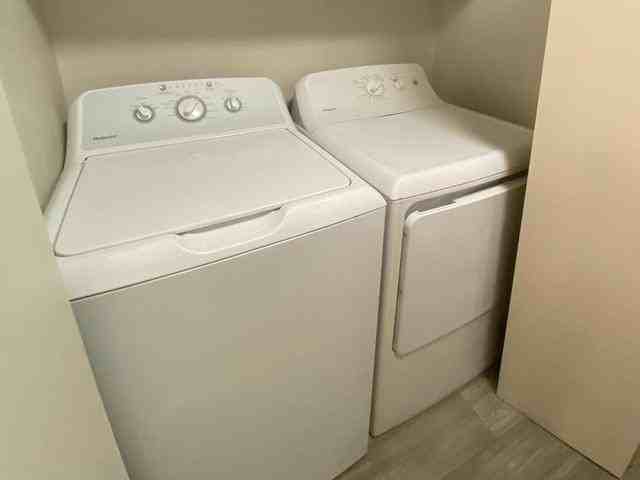 544 E Southern Ave - Photo 2 of 30