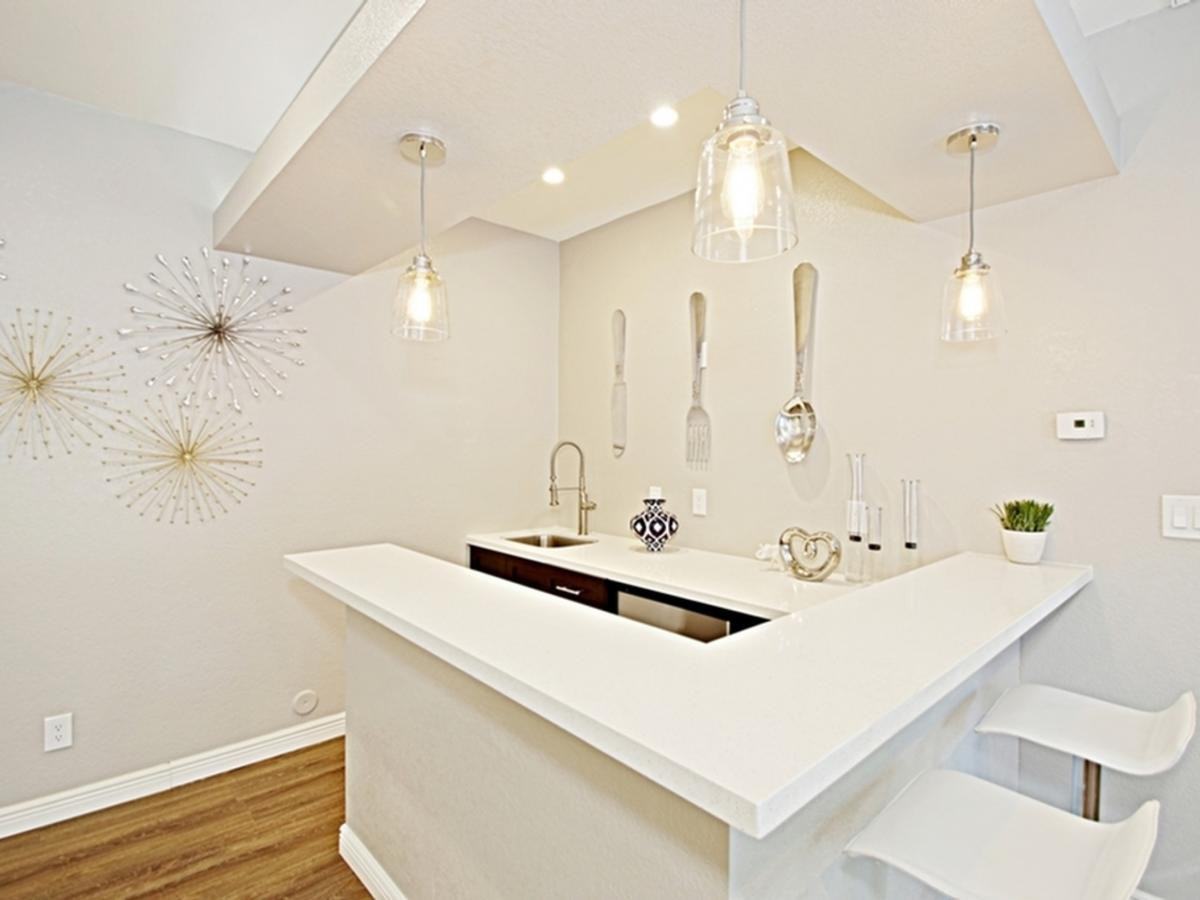 544 E Southern Ave - Photo 7 of 30