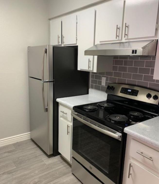 544 E Southern Ave - Photo 2 of 30