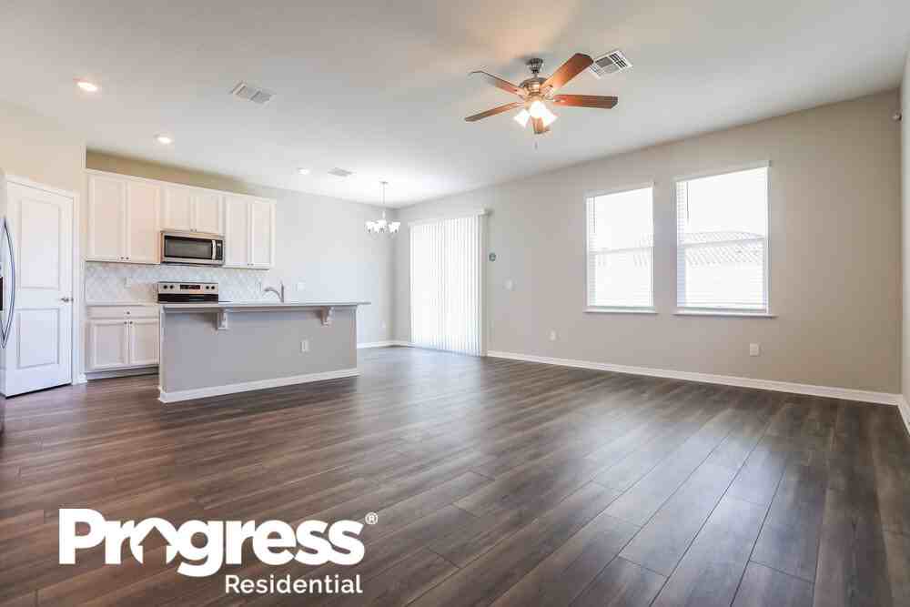 601 Nasturtium Ct - Photo 3 of 21