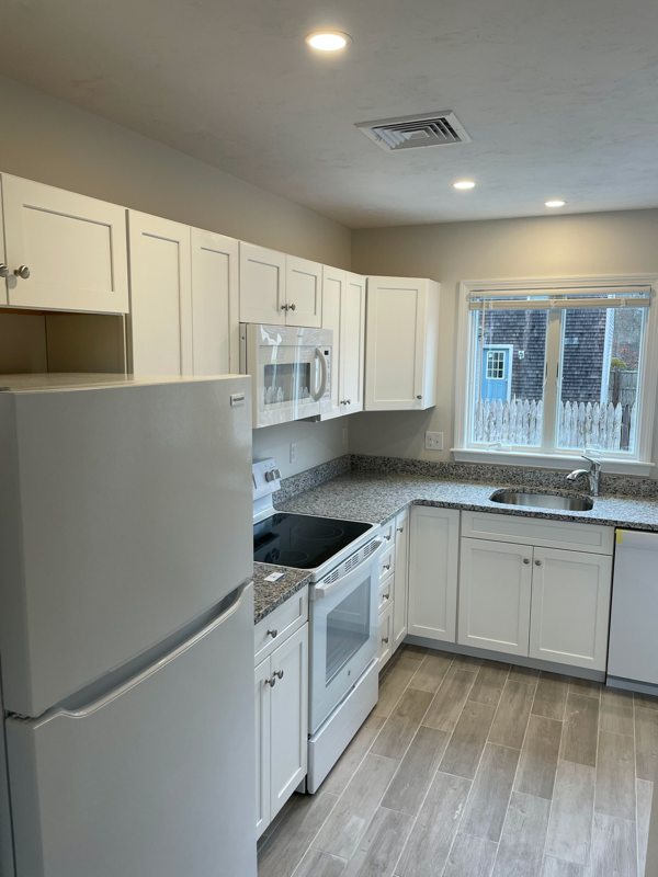 10 Rebecca Ann Ln - Photo 2 of 13