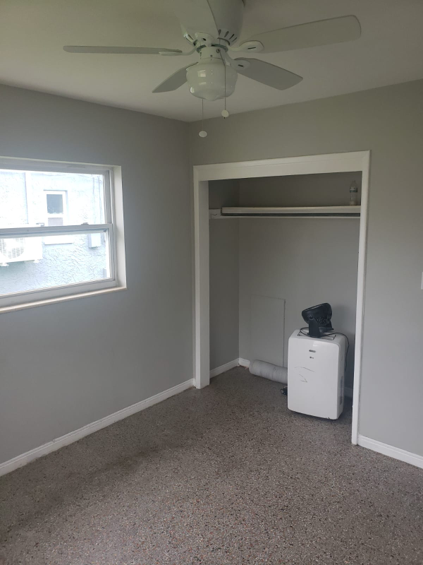 6538 42nd Ave N #7 - Photo 3 of 11
