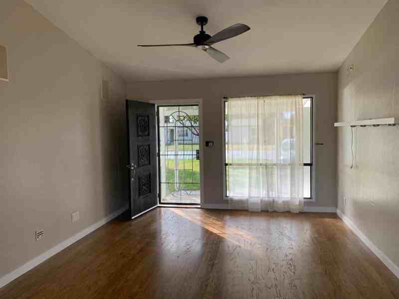 3827 Palo Dr - Photo 6 of 10