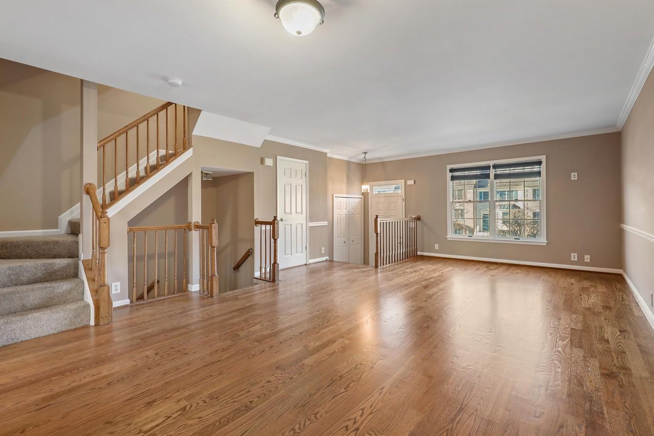 923 Hidden Moss Dr - Photo 6 of 10