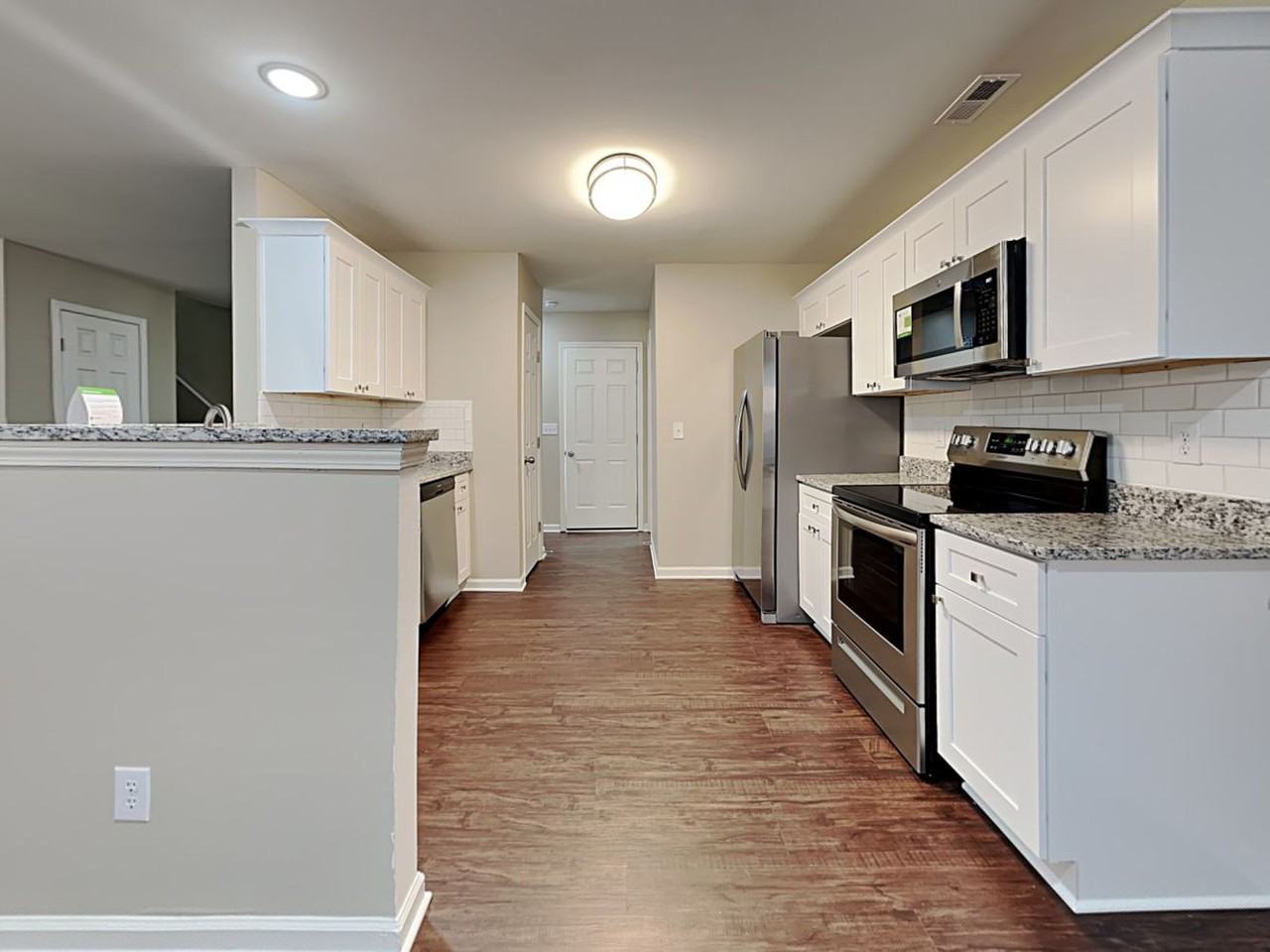 202 Kinnley Ct - Photo 2 of 16