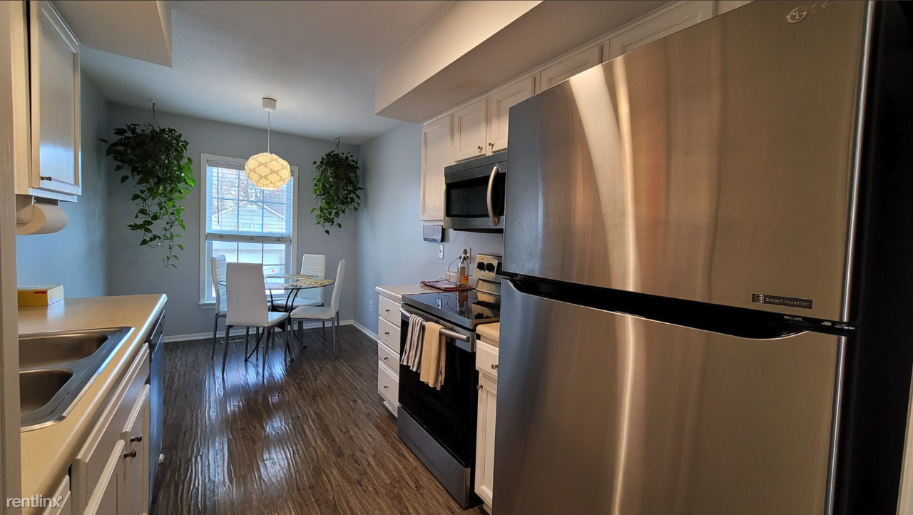3509 Nw 71st Ter - Photo 3 of 9
