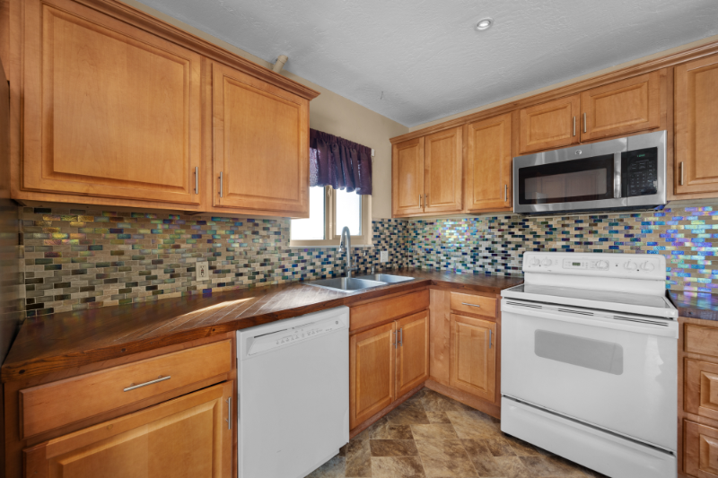 2165 Broadmoor Valley Rd - Photo 7 of 29