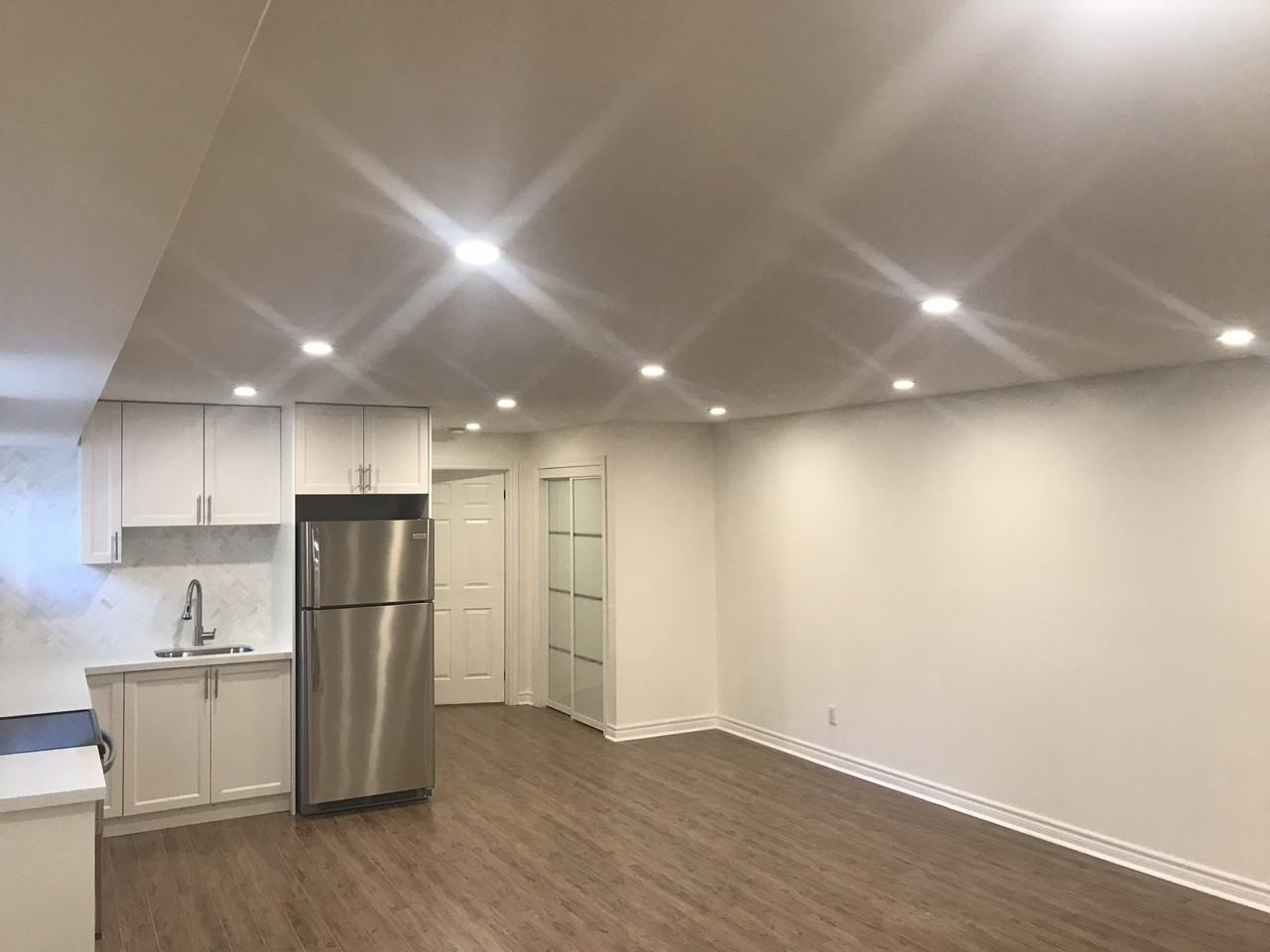 380 Bartlett Ave N - Photo 6 of 13