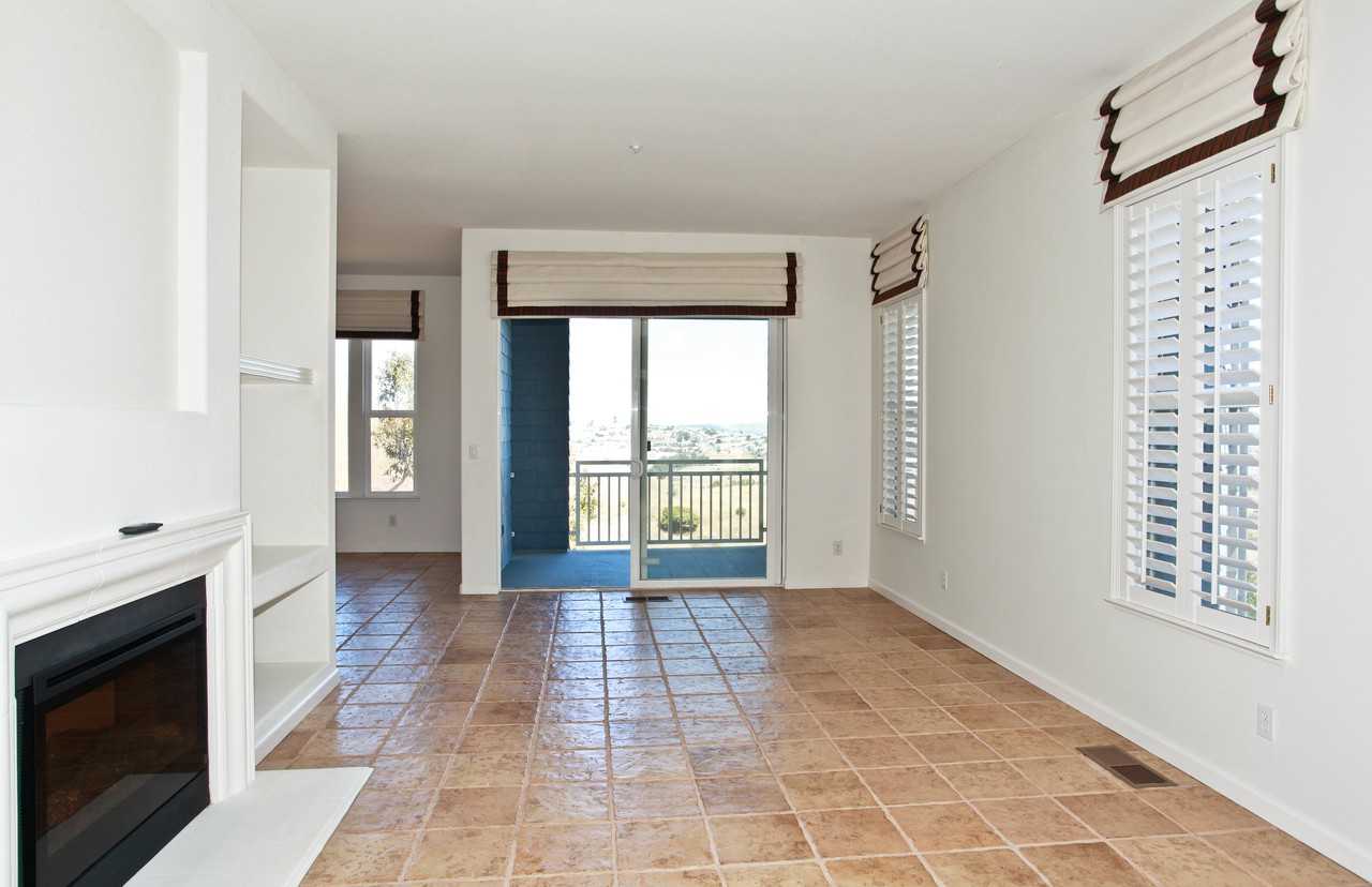 112 Warbler Lane - Photo 2 of 11