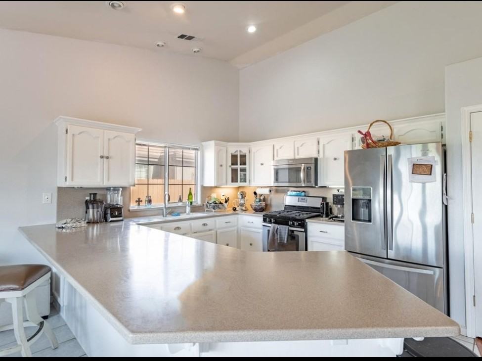 373 River Park Drive #1 - Photo 3 of 16
