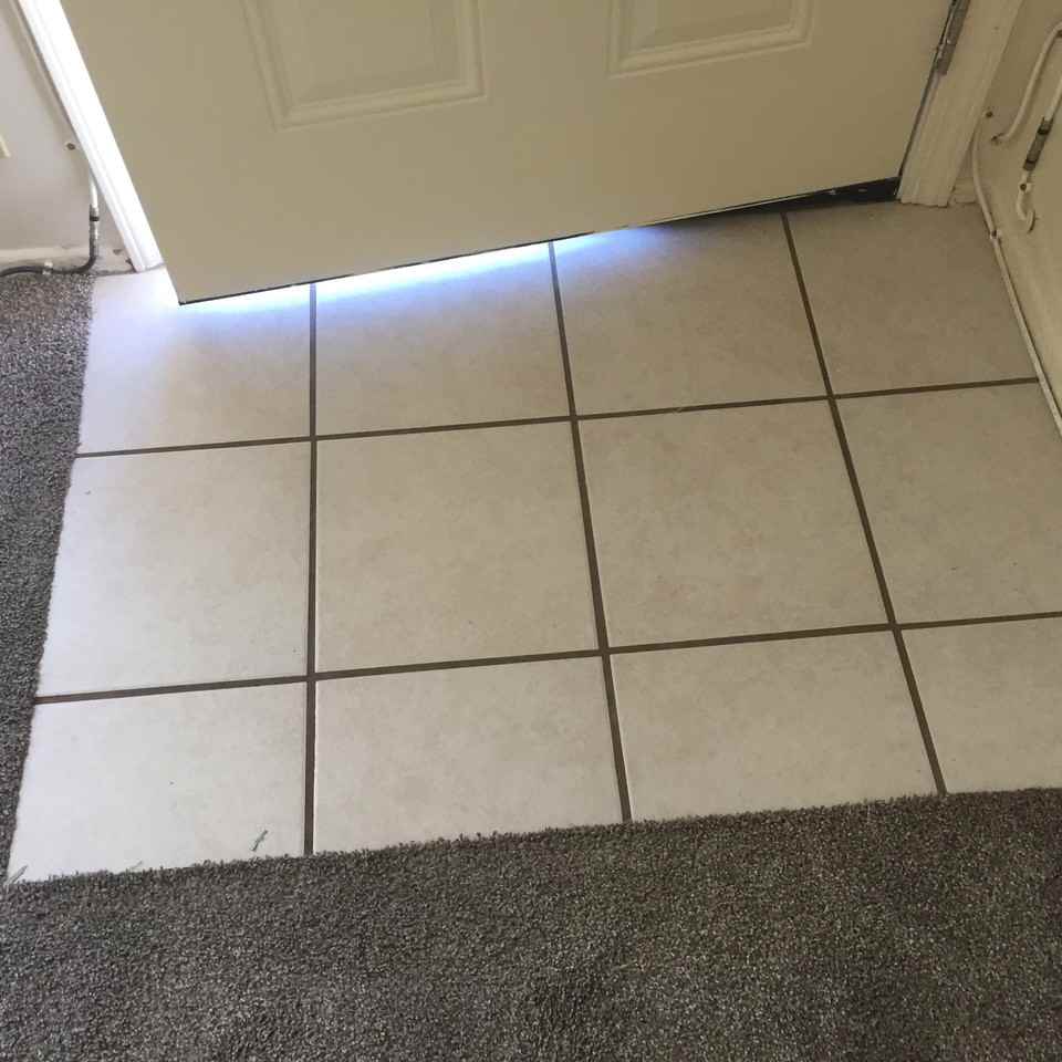 409 W. Hickory AveUnit B #409B - Photo 3 of 12