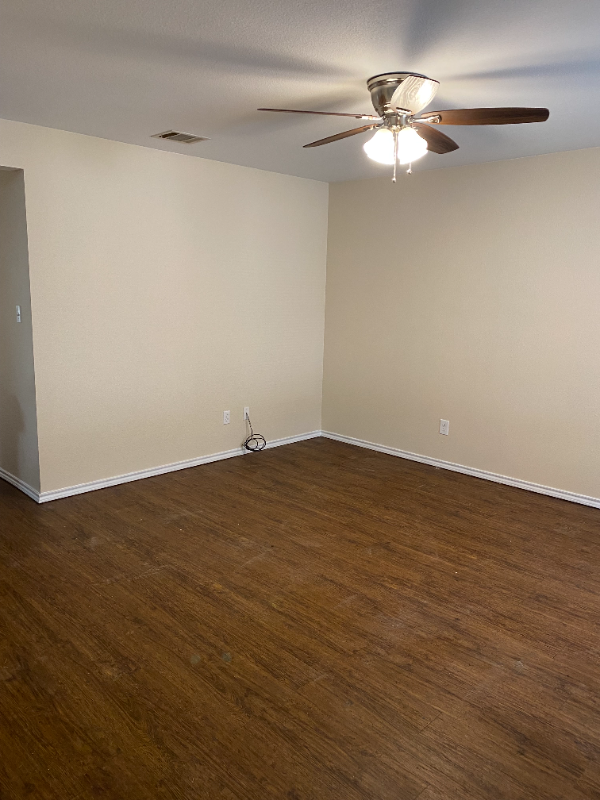 108 N 6th St #2 - Photo 2 of 10