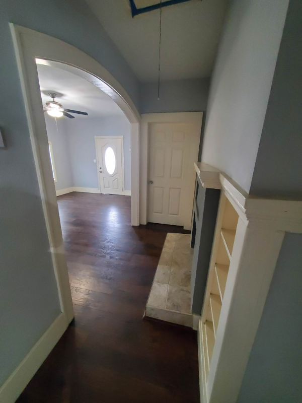 224 W Clarendon Dr - Photo 3 of 11