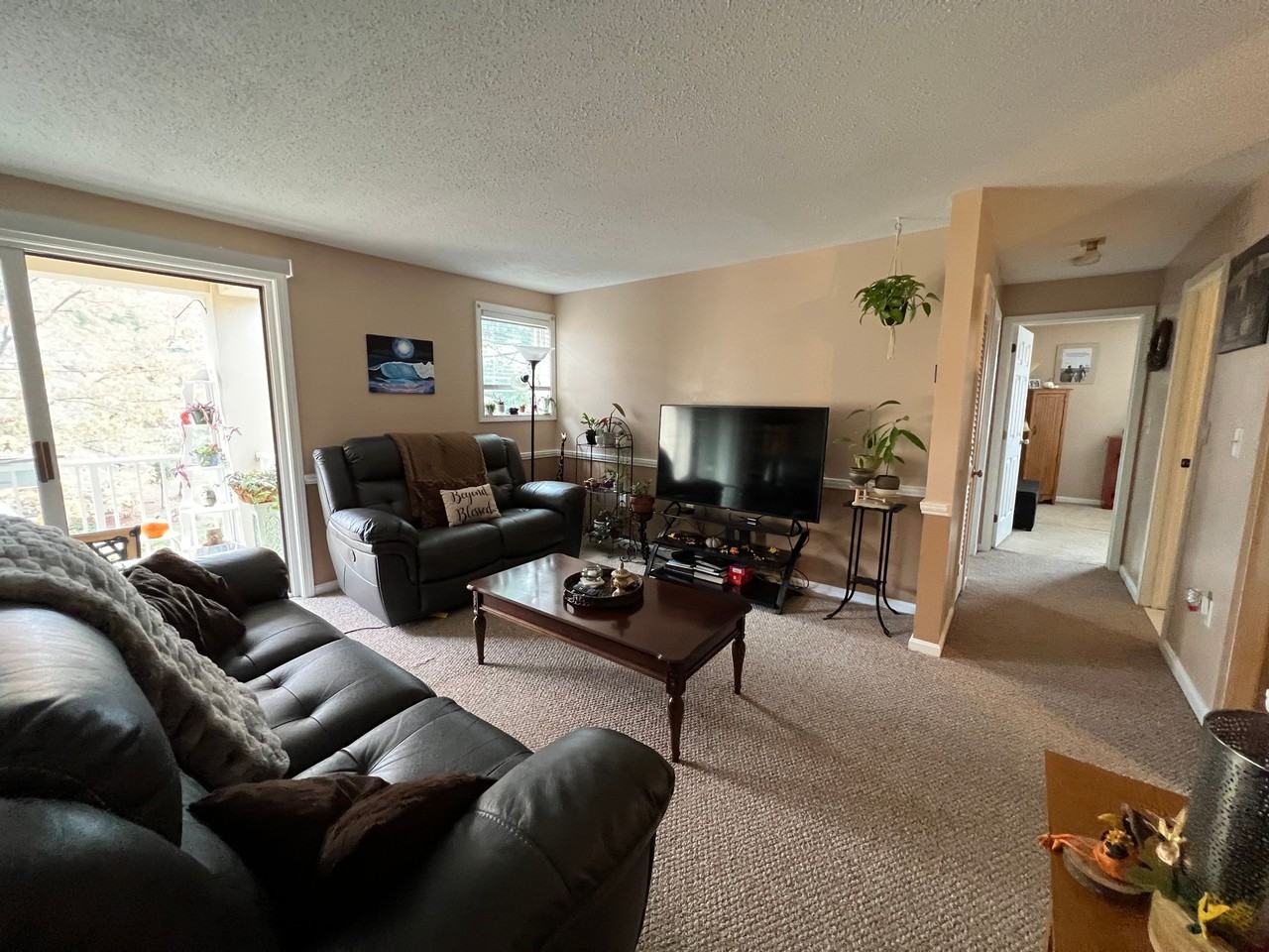 15 Bourbon St #69 - Photo 3 of 11