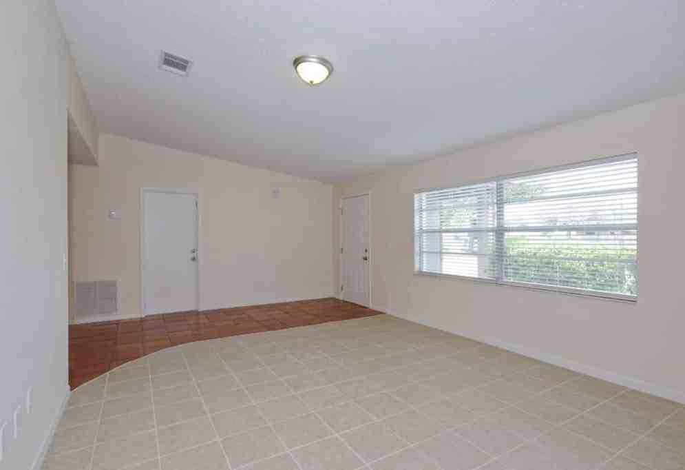 3849 Stonemont Dr - Photo 2 of 21