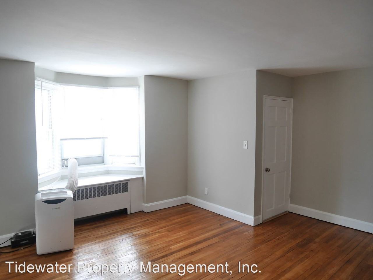 6170 Parkway Dr - Photo 3 of 15