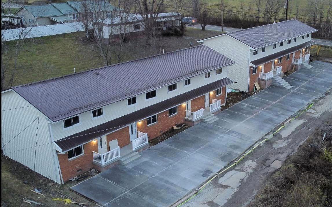 2515 Main St - Photo 2 of 16