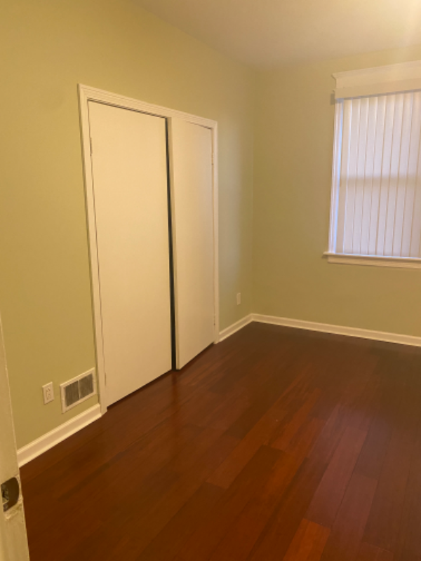 14 N Spring St - Photo 4 of 9