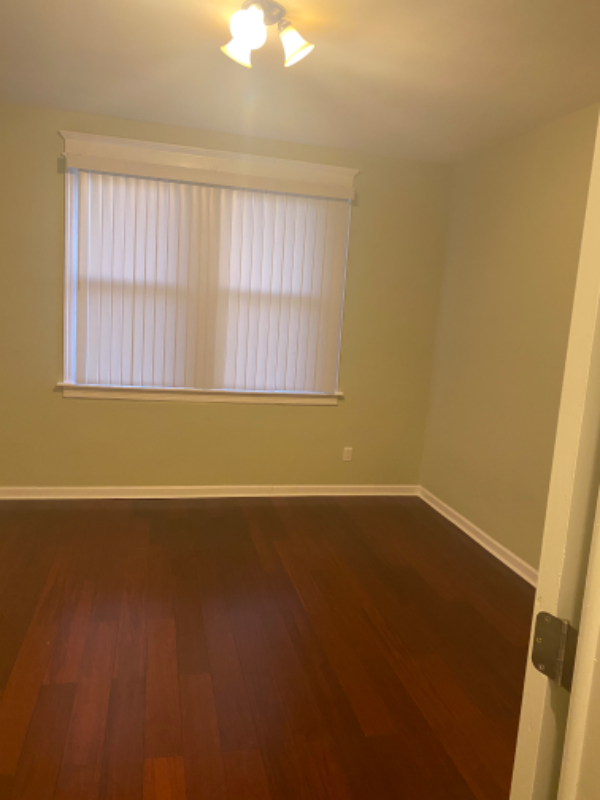 14 N Spring St - Photo 6 of 9