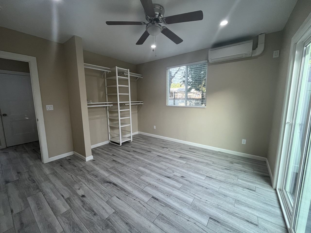 13816 Cohasset Street - Photo 2 of 19