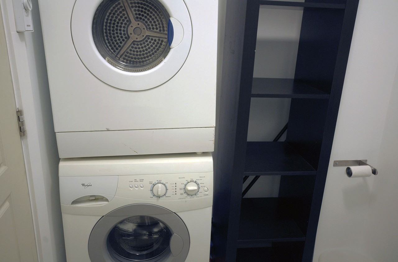 Av. Coloniale & Rue Roy E #45CO - Photo 7 of 16