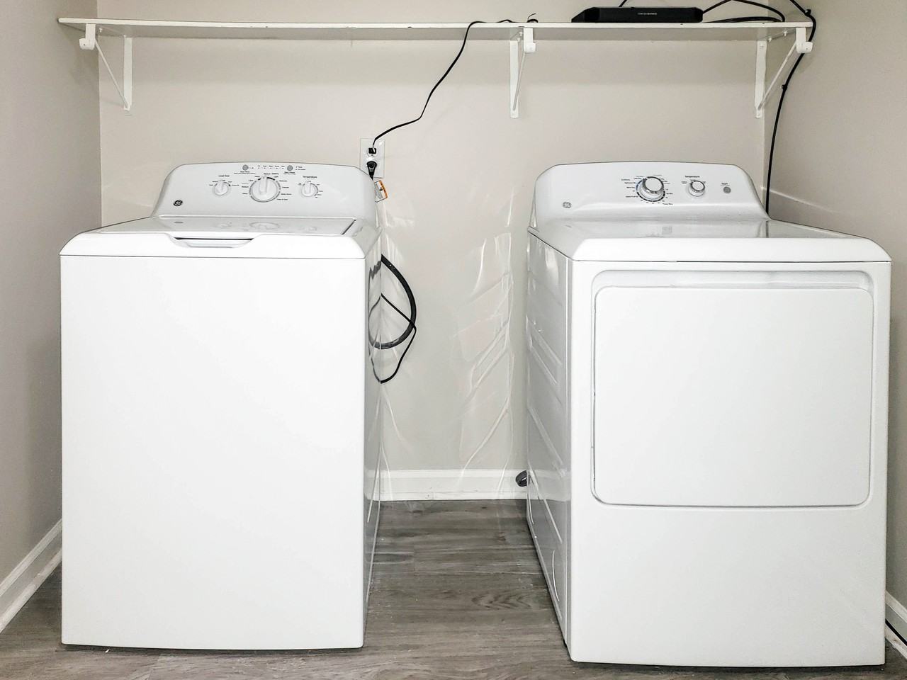 Cadiz Cir - Photo 5 of 9