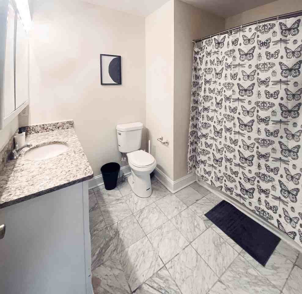 Farrington Pl Se - Photo 3 of 16