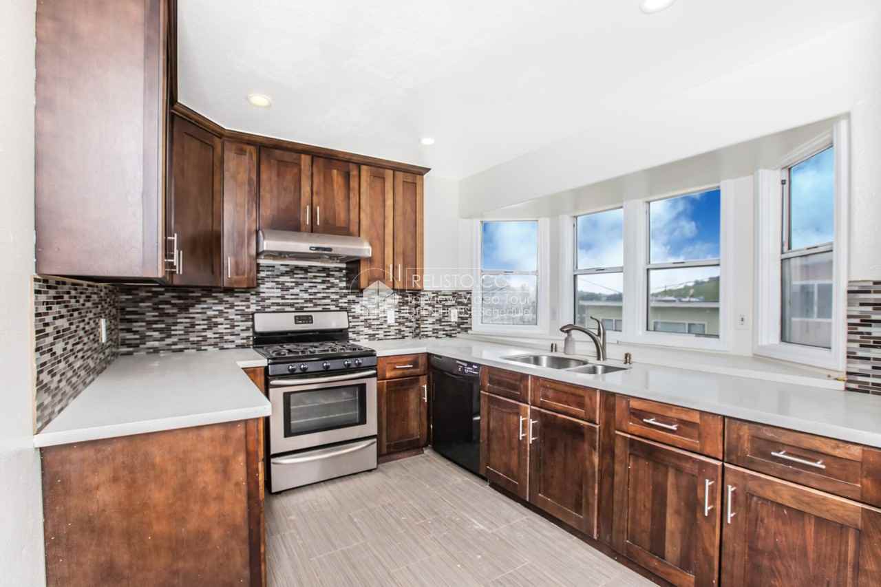 5 Sparta St - Photo 2 of 27