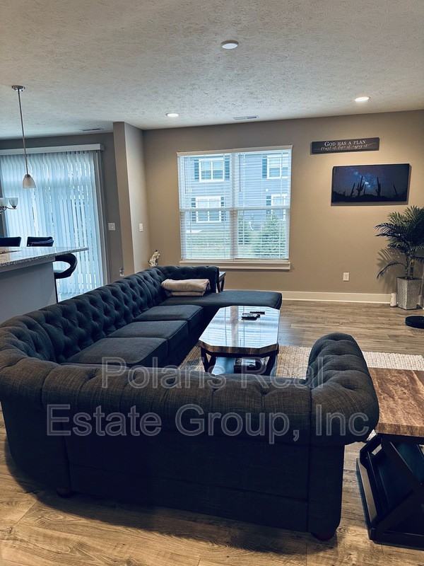 8294 Summit Peak Ave - Photo 2 of 22