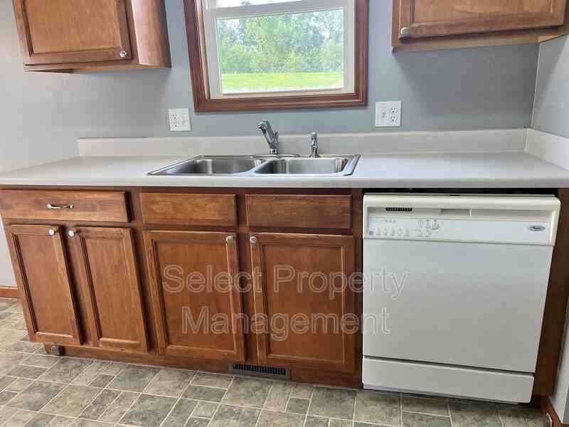 812 Willen Ln - Photo 7 of 26