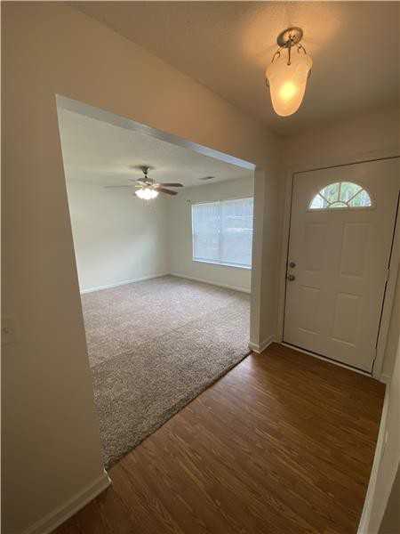 417 Shadowbrook Cir - Photo 2 of 16