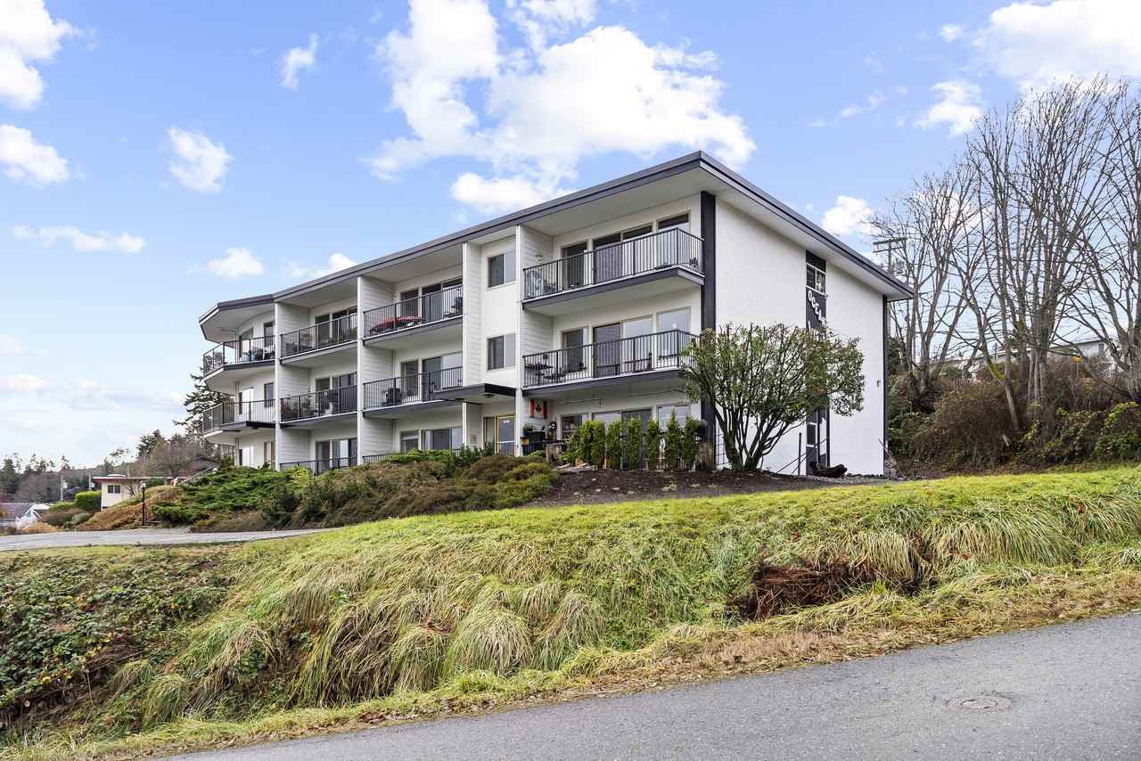 Ocean Vista Apartments - Photo 2 of 6