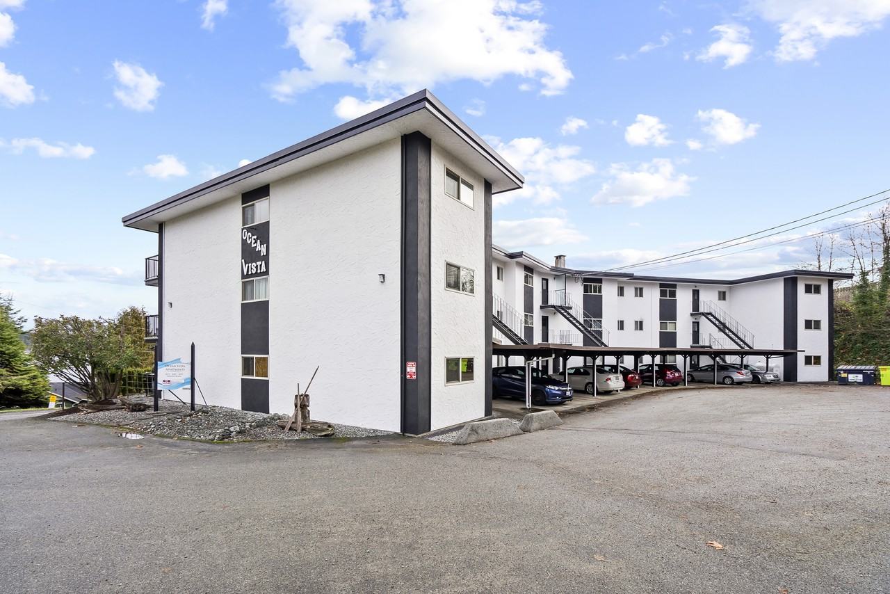 Ocean Vista Apartments - Photo 3 of 6