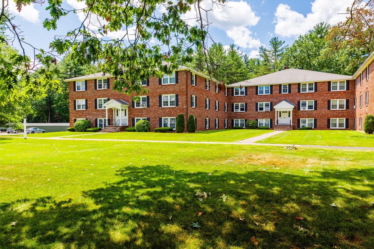 Princeton Westwood - Photo 4 of 25