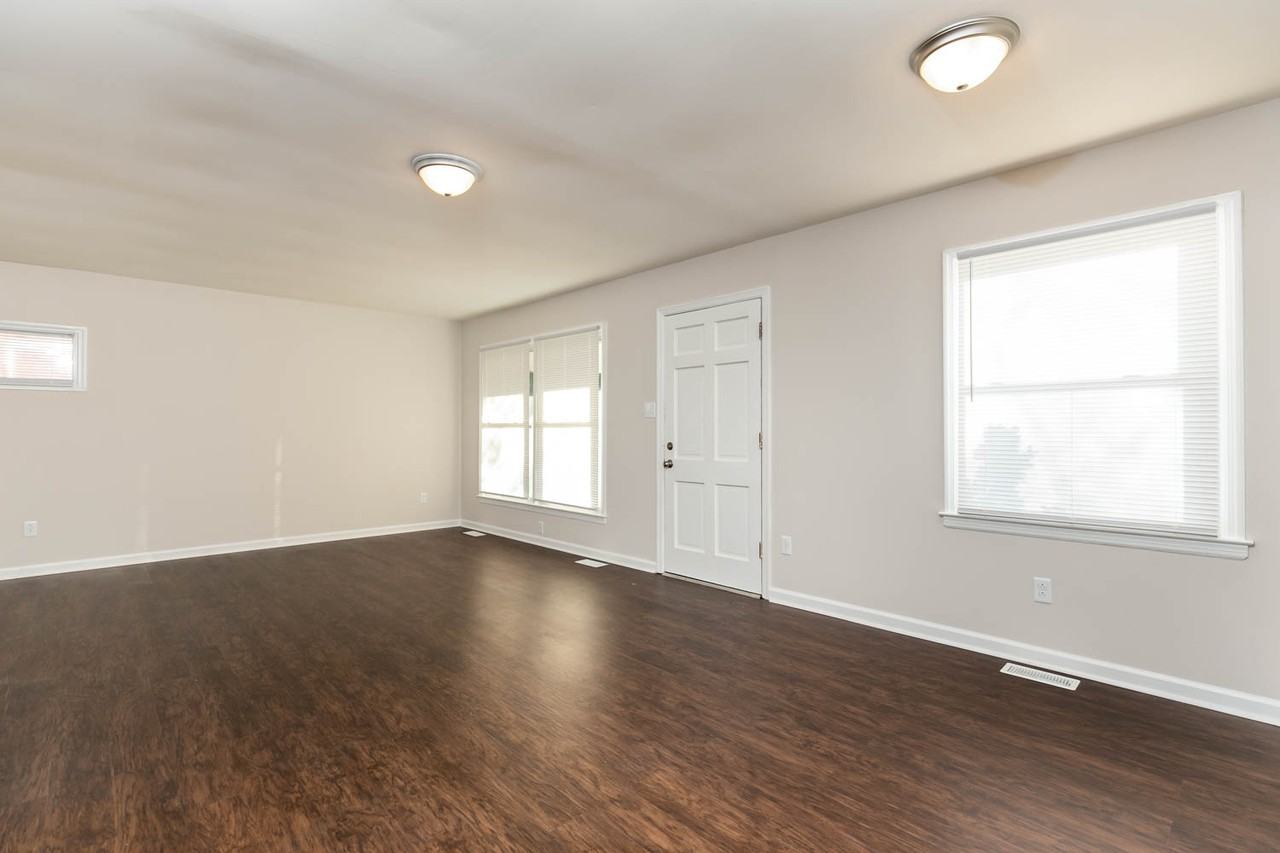 145 Newcastle St #1 - Photo 5 of 25