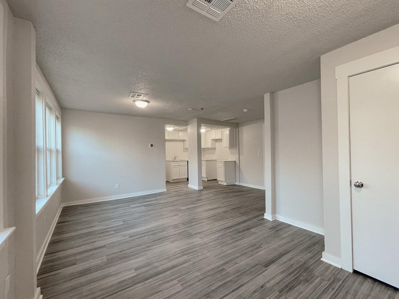 727 Culbertson Dr #312 - Photo 4 of 10