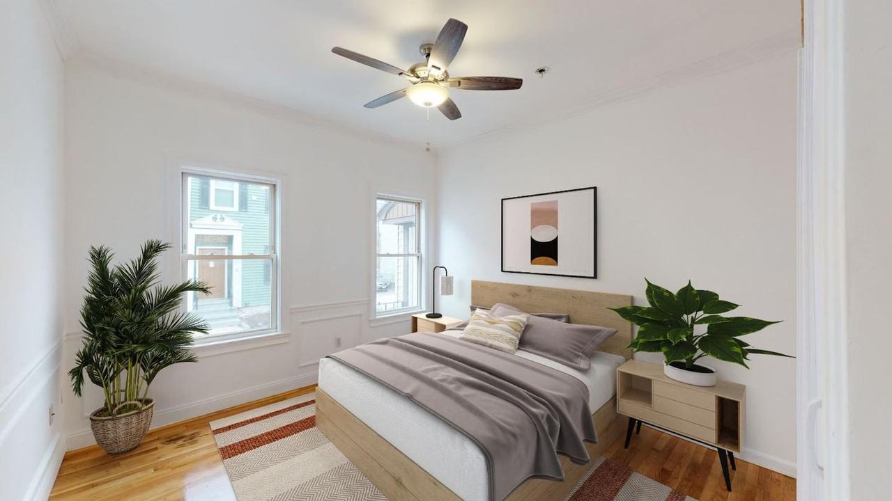 Elegant Andrew Square apartment near Red Line - Photo 4 of 21