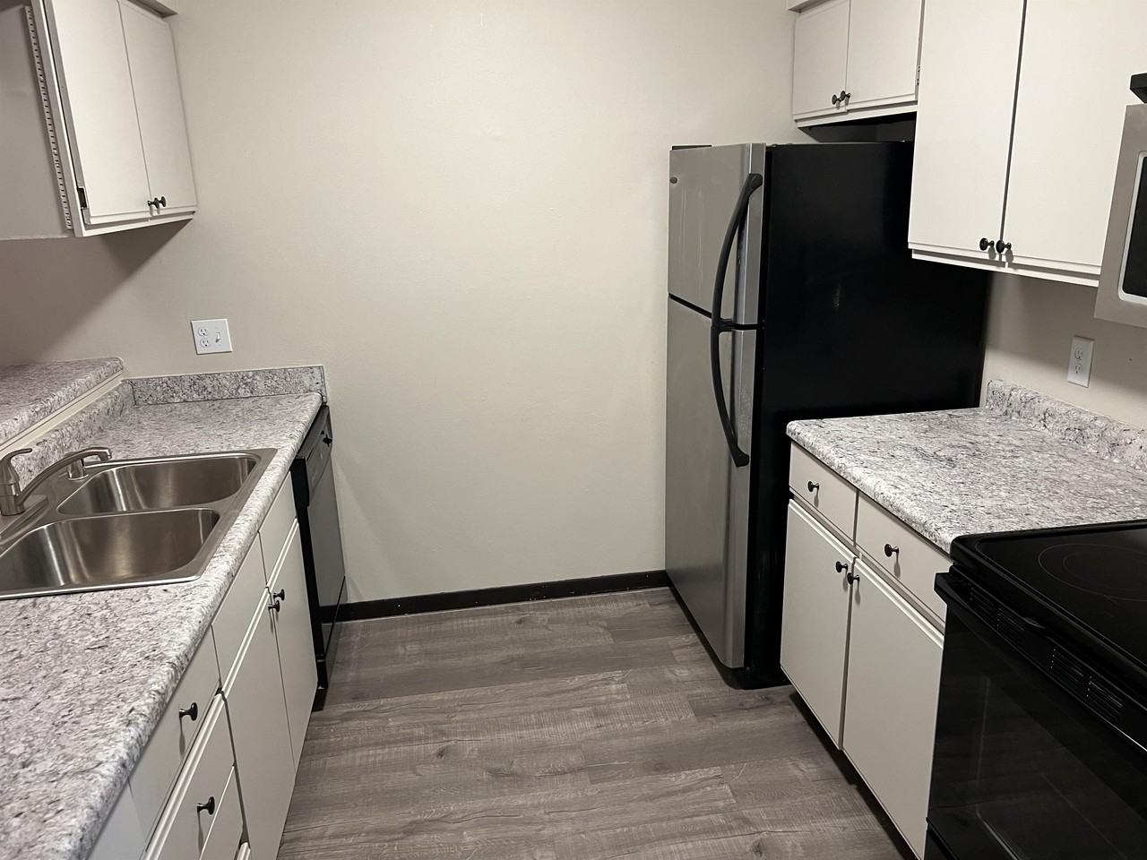 4540 Commercial Ave #4540 - Photo 2 of 12