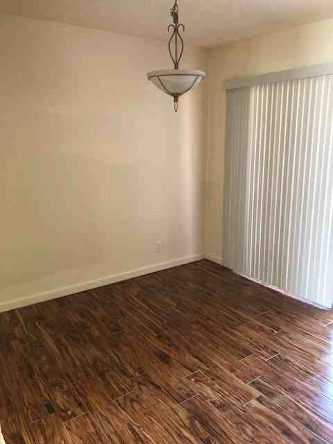 1180 Spring Valley Cmn #1 - Photo 3 of 21