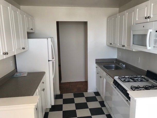 Boardwalk Apartments - Photo 3 of 26