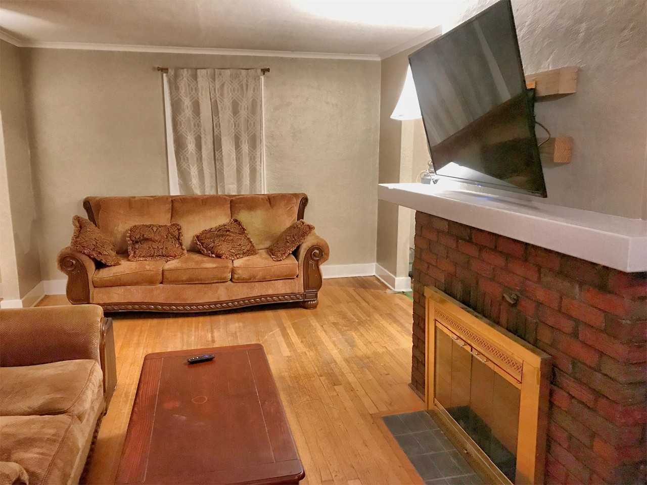 241 Lorraine Avenue #3SMALLROOM - Photo 5 of 8