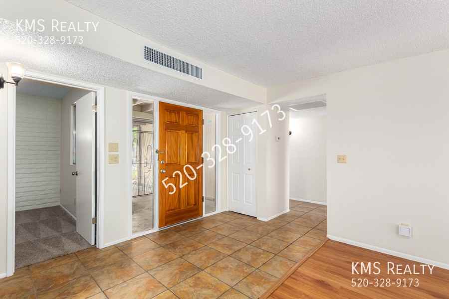 1464 S Abbie Ln, Tucson, AZ 85710 - 3 Bedroom Apartment for Rent