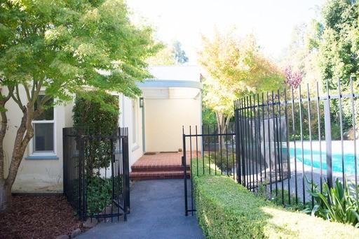 239 Linden Ln - Photo 3 of 34